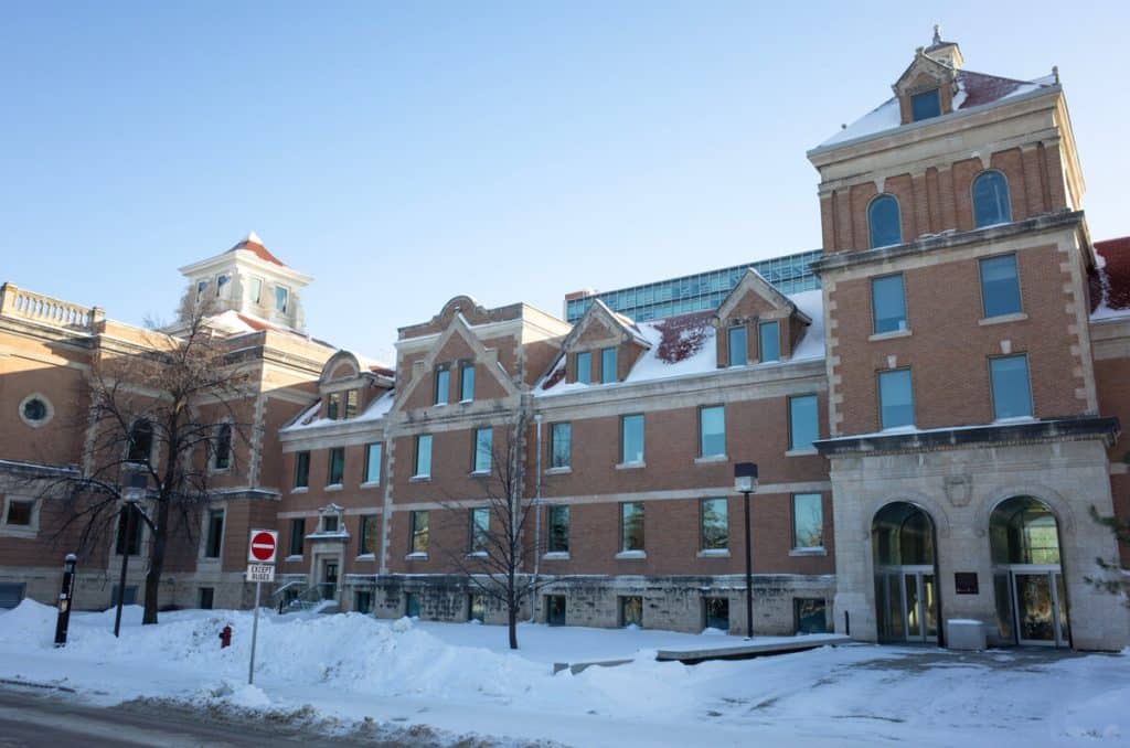 U of M: Tache Hall
