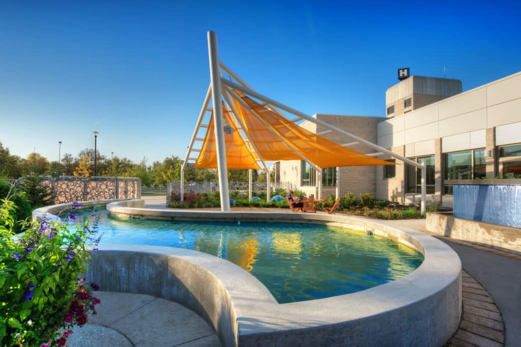 Victoria General Hospital – Miracle Garden