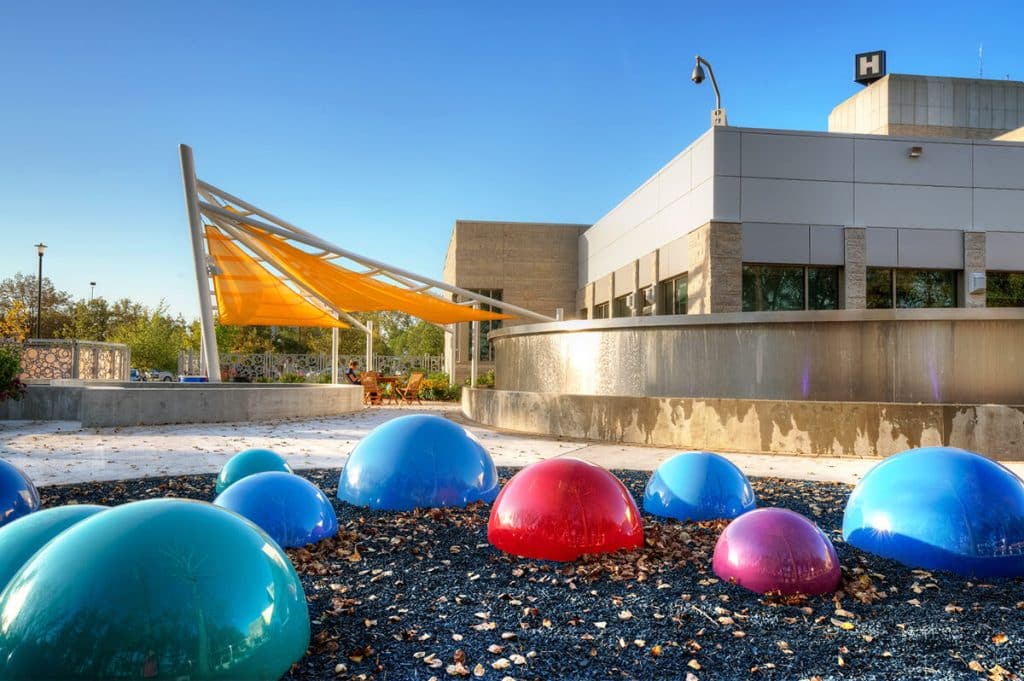 Victoria General Hospital – Miracle Garden