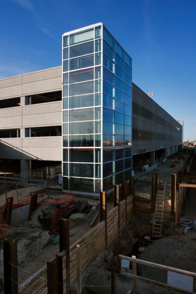 Richardson International Airport Parkade